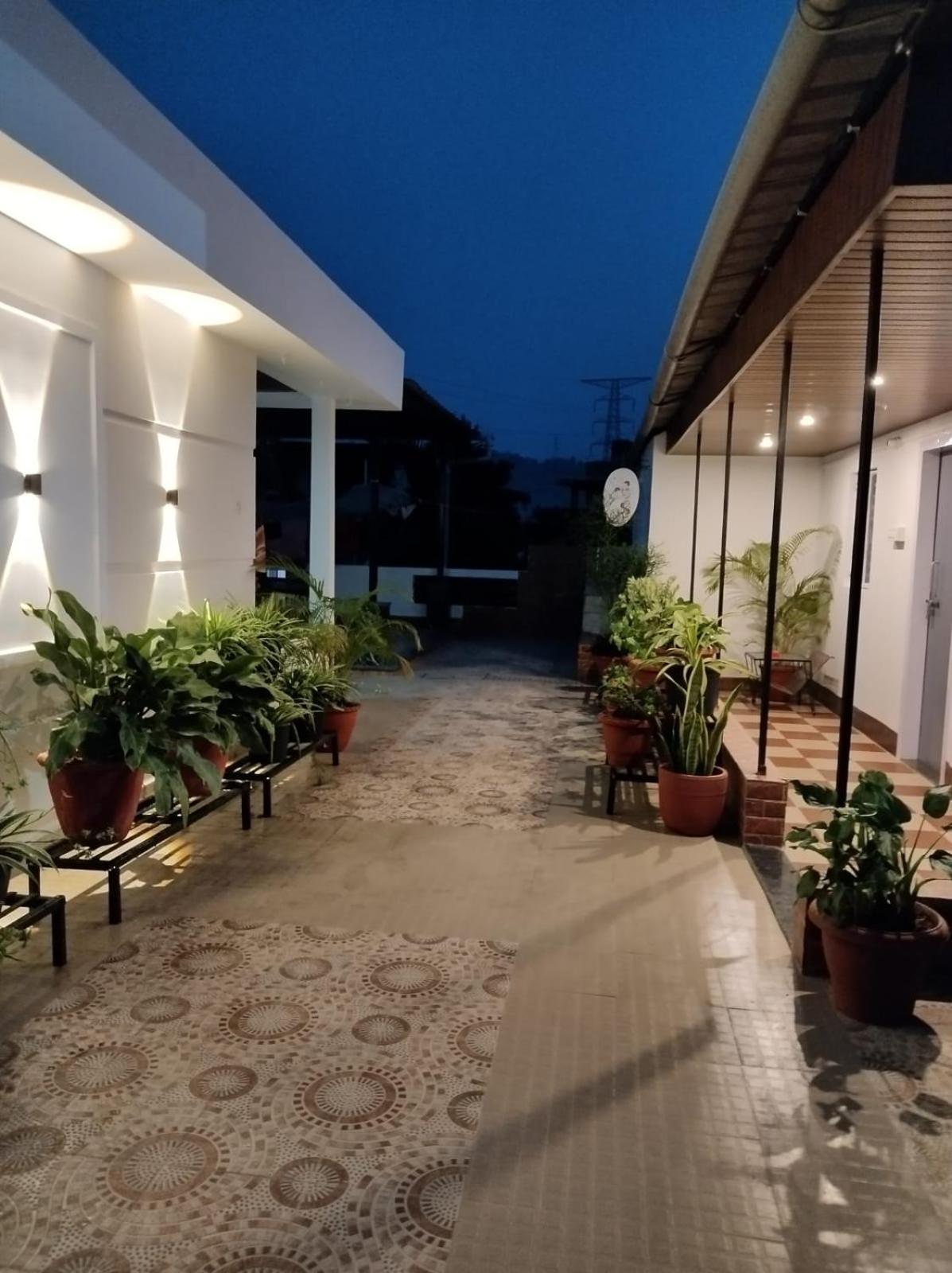 Areca Homestay Guwahati Luaran gambar